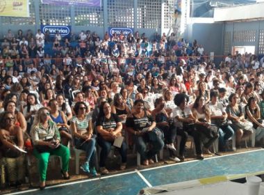 Após assembleia professores municipais mantém greve que já dura 27 dias