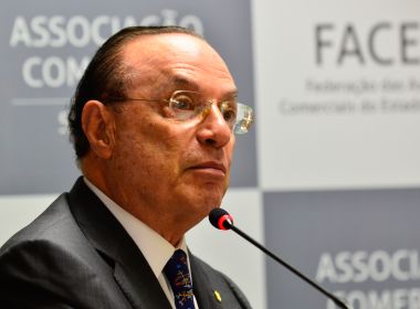 Maluf precisa renunciar até esta quarta ou terá mandato cassado pela Câmara