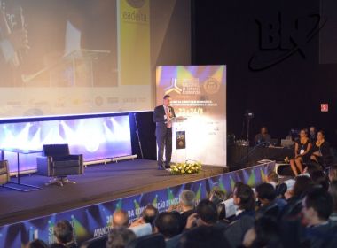 'Um país que muda de acordo com o réu, não é um estado de direito', diz Barroso em Salvador