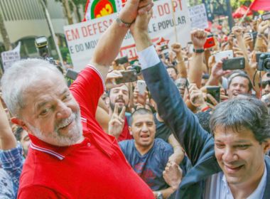 CNT/Vox Populi: Haddad passa Bolsonaro e lidera quando aparece como apoiado por Lula