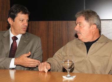 Lula diz a Haddad que PT não pode ‘cair na tentação de acenar para o centro’