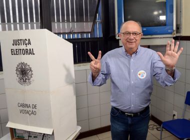 'Estou fazendo o que posso para livrar a Bahia do PT', diz Zé Ronaldo após voto