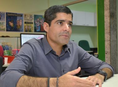 ACM Neto admite constrangimento por apoio de Zé Ronaldo a Bolsonaro