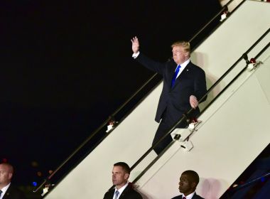 Trump diz que caravana de imigrantes de Honduras tem muitos delinquentes