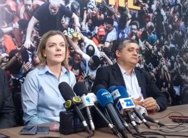 'Lula Livre' é 'questão vital' para PT, afirma presidente do partido