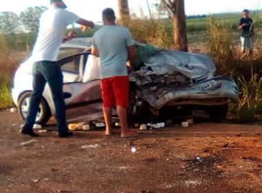 Mulher morre em acidente entre dois carros na região de Medeiros Neto
