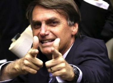 Membros da bancada da bala estÃ£o frustrados com tratamento dado por Bolsonaro, diz coluna