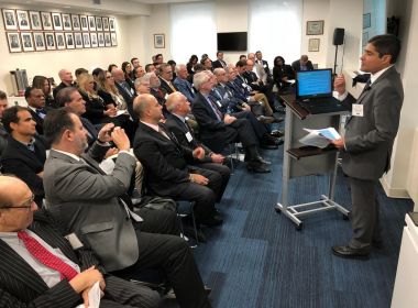 ACM Neto faz apresentação nos EUA sobre ambiente de negócios de Salvador