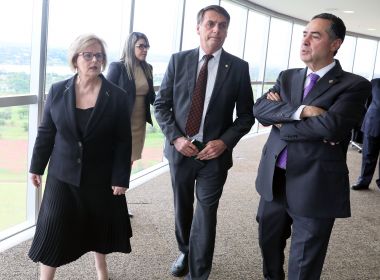 Bolsonaro diz que deve manter ensino superior no Ministério da Educação