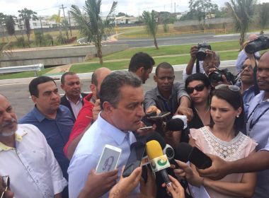 Rui diz que não vai responder Neto, mas cutuca prefeito sobre alvará de policlínica