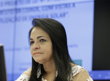 Moema critica ACM Neto por judicializar divisão territorial: ‘Um absurdo’ 