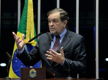 ‘É preciso parar de aprovar leis todos os dias’, diz Pinheiro, em despedida do Senado