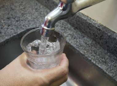 Abastecimento de água é retomado em localidades do Litoral Norte