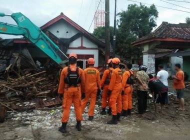 Tsunami na Indonésia foi provocado por deslizamento de flanco de vulcão