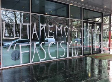 Embaixada brasileira em Berlim é alvo de vandalismo