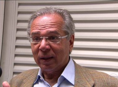 Guedes avalia exclusão do afastamento por doença do cálculo para aposentadoria