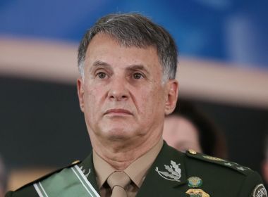 Comandante do Exército pede que militares fiquem fora de reforma da Previdência