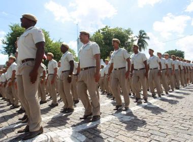 Policiais Militares 'emprestados' por Rui voltam para Bahia após período no Ceará