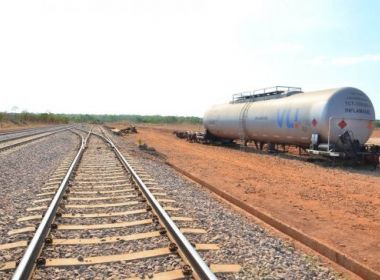 Ministro anuncia a concessão de fiol, ferrovia que liga Caetité ao porto de Ilhéus