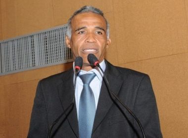 Com renúncia, Pastor Sargento Isidório exonera 42 comissionados da AL-BA
