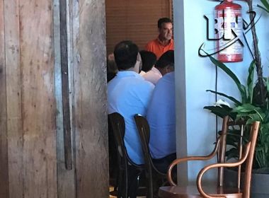 AlmoÃ§o de ACM Neto com Maia atrai deputados da base de Rui Costa em Salvador