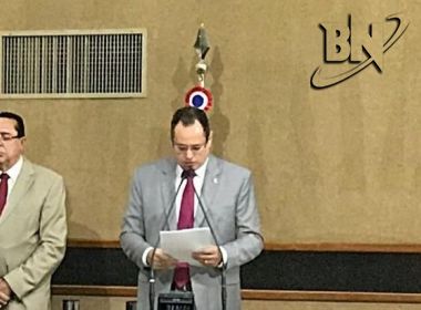 Em posse, Nelson Leal condena discurso antipolítico e prega independência da AL-BA