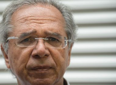 Governo pretende cortar 21 mil cargos para economizar R$ 209 milhões por ano