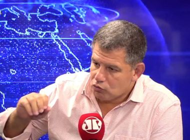 Bebianno diz que Carlos Bolsonaro fez 'macumba psicológica na cabeça do pai'
