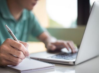 Resolução do Conselho de Medicina Veterinária proíbe inscrição de egressos de cursos EAD