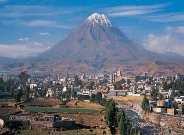 Terremoto de 7,3 graus atinge região turística do Peru