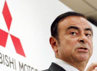 Justiça do Japão determina fiança de R$ 33,8 milhões para soltar Carlos Ghosn