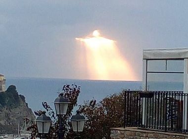 Italiano registra imagem semelhante a Cristo Redentor entre nuvens