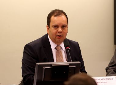 Elmar Nascimento critica 'decreto para inglês ver' de Bolsonaro: 'Ineficaz'