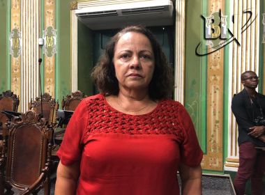 'O projeto já deveria ter saído da CCJ e não é por minha causa que não saiu', diz Aladilce