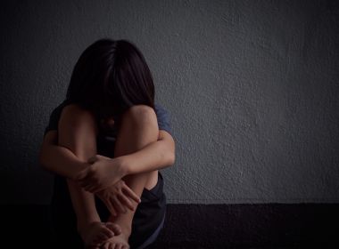 AvÃ´ abusa de neta de 6 anos e mÃ£e descobre ao achar preservativo dentro da crianÃ§a