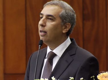 Polícia Federal faz buscas em endereços do ex-governador de Goiás