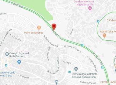 Colisão entre dois carros deixa uma pessoa ferida na Av. Gal Costa