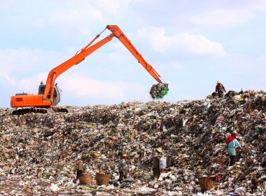 Congresso deve dar salvo-conduto a prefeitos que não extinguiram lixões antes de 2014