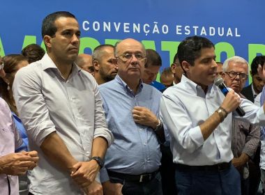 'Precisamos  parar de ouvir', diz ACM Neto sobre publicações de Carlos Bolsonaro