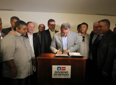 Rui Costa assina autorização de pavimentação e drenagem de vias em 20 municípios