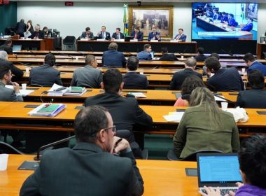 CCJ da Câmara aprova tramitação da PEC da reforma tributária