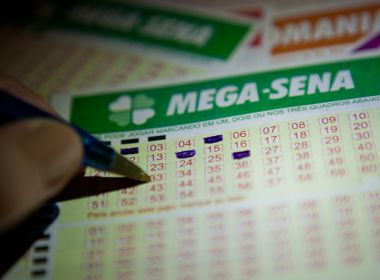 Nenhum apostador acerta as seis dezenas da Mega-Sena e prêmio vai a R$ 63 mi