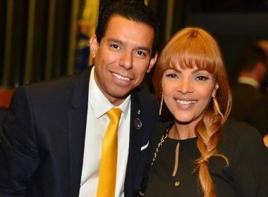 Uma semana após morte do marido, Flordelis repudia calúnias e defende filhos de crime