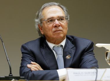 Guedes diz que 'Congresso é uma máquina de corrupção' e tumultua votação da reforma