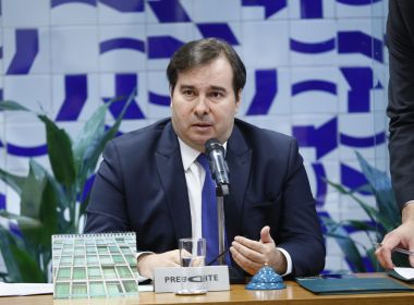 Rodrigo Maia cancela reunião com líderes partidários que aconteceria nesta segunda