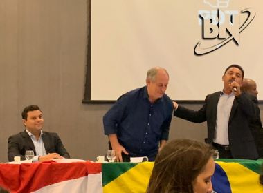 Ciro minimiza críticas a Rui e diz ter 'estima e amizade' por governador baiano