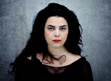 Filha de Glauber Rocha pede para nome do pai não ser usado para 'propósitos políticos'