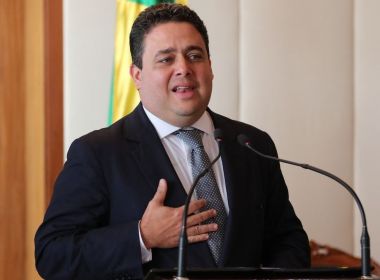 Presidente da OAB vai ao STF para Bolsonaro explicar declarações sobre morte do pai