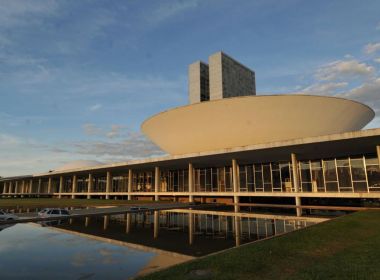 Governo Bolsonaro cogita aumentar fundo eleitoral de R$ 1,8 bilhão para R$ 3,7 bilhões