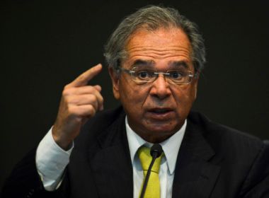 Após derrota em votação da Previdência, Guedes desmarca reuniões com senadores